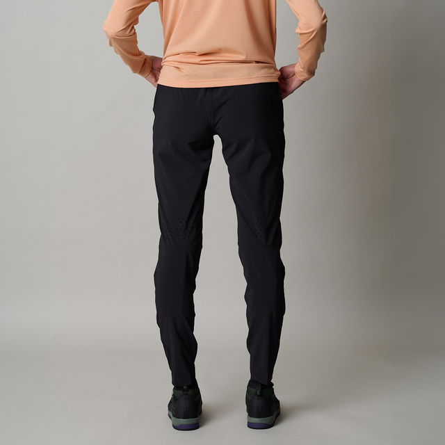 Bike Pants Ionic LT women - 900 black - 38/M